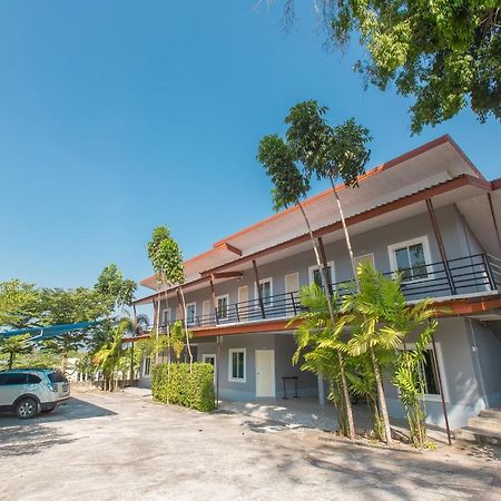 Krabi Ava Hill Hotel Exterior photo