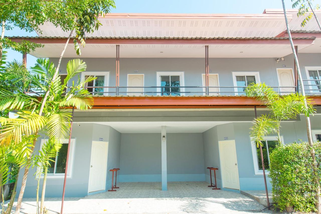Krabi Ava Hill Hotel Exterior photo